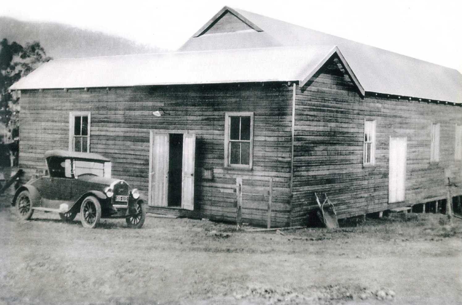 A picture of the hall in the 1940's